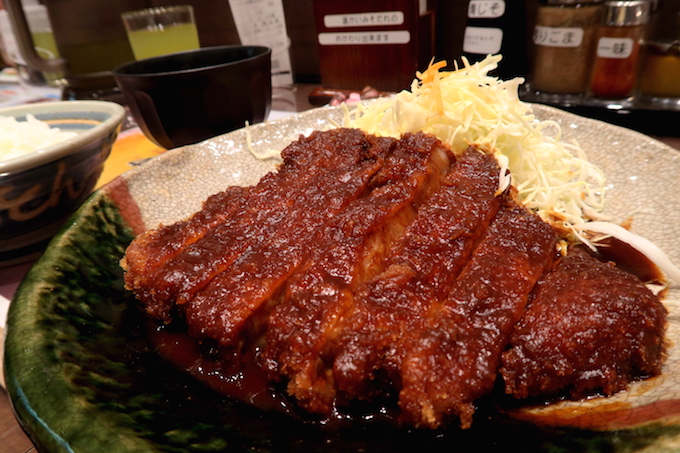 矢場とん　みそかつ