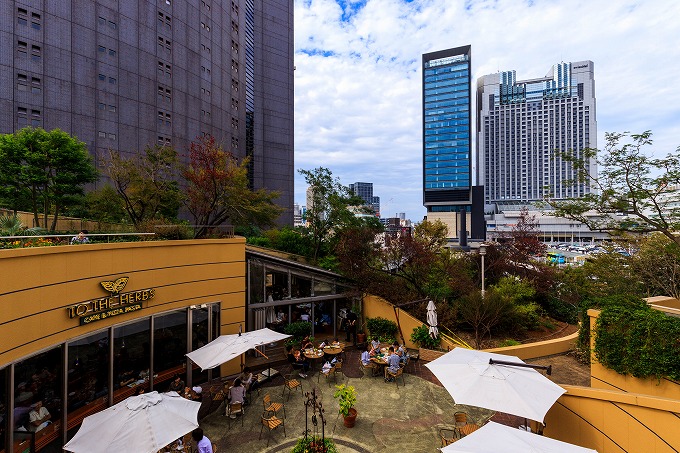 なんばパークス