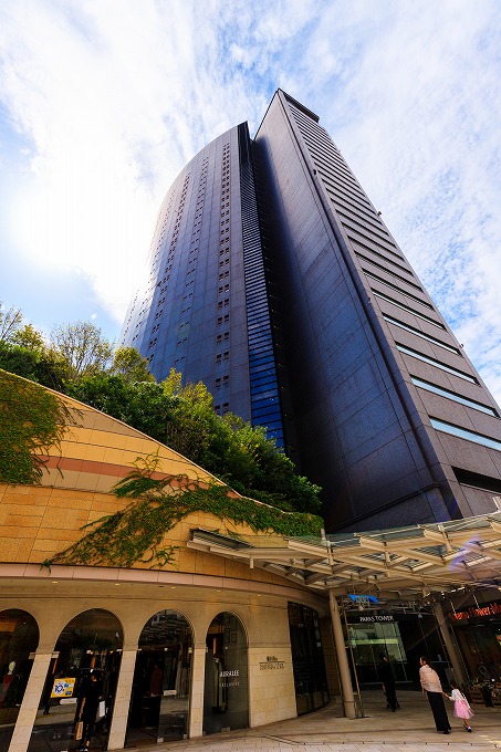 なんばパークス