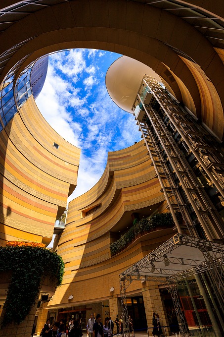 なんばパークス